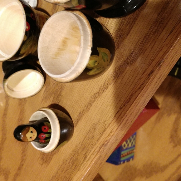 Russian Dolls - Picture 6 of 10